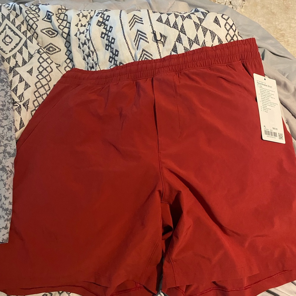 Lululemon pace breaker short 7”